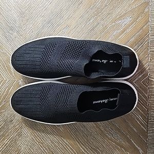 Tommy Bahama Women's Black Slip on sneakers - Size 10